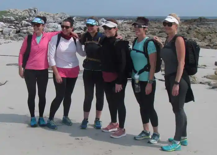 Trail group photo with Beachcomber Hiker